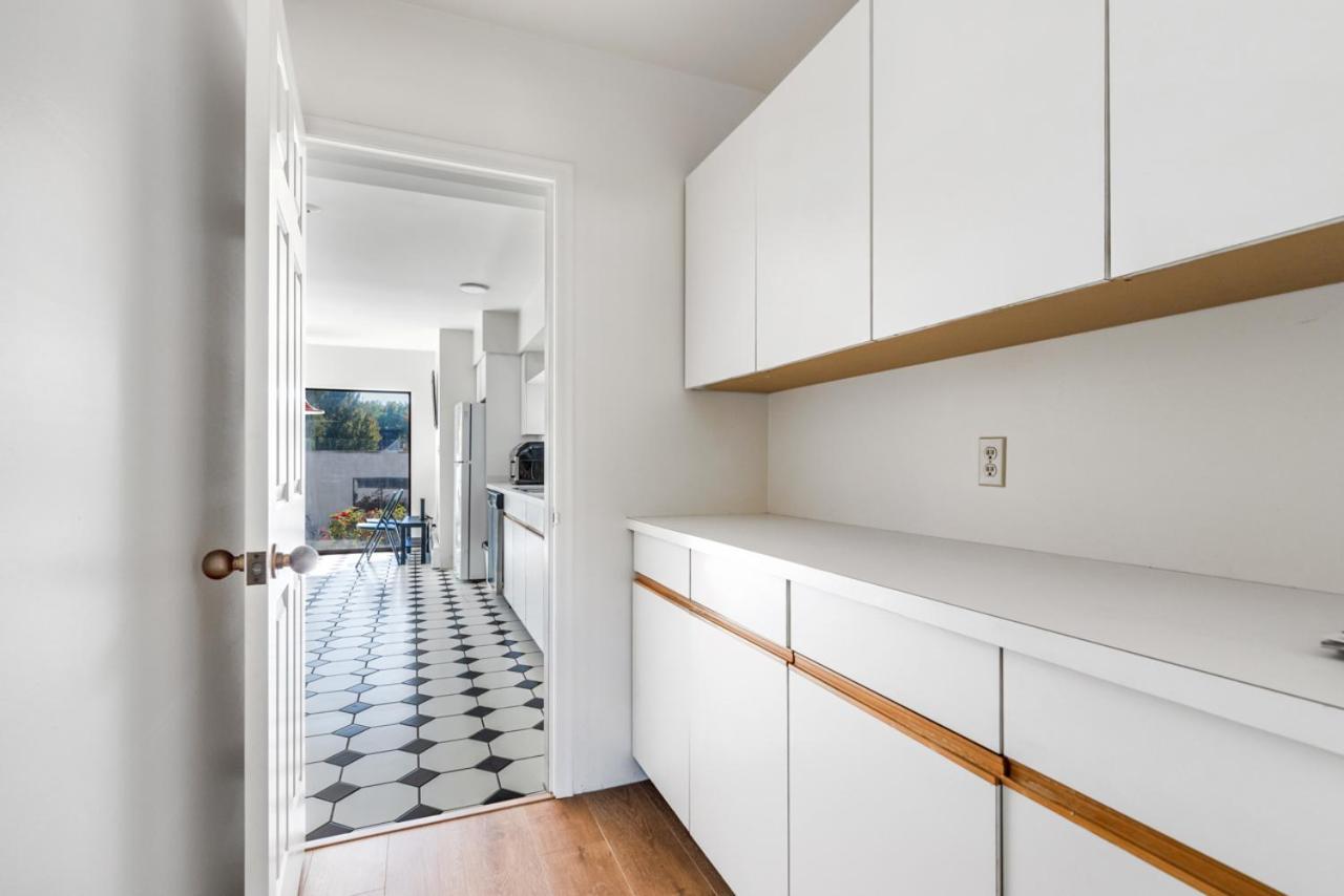 Sunny 1-Bedroom Private Rooms In Charming Βανκούβερ Εξωτερικό φωτογραφία